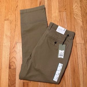 Men’s Goodfellow straight chino (W33 x L30)